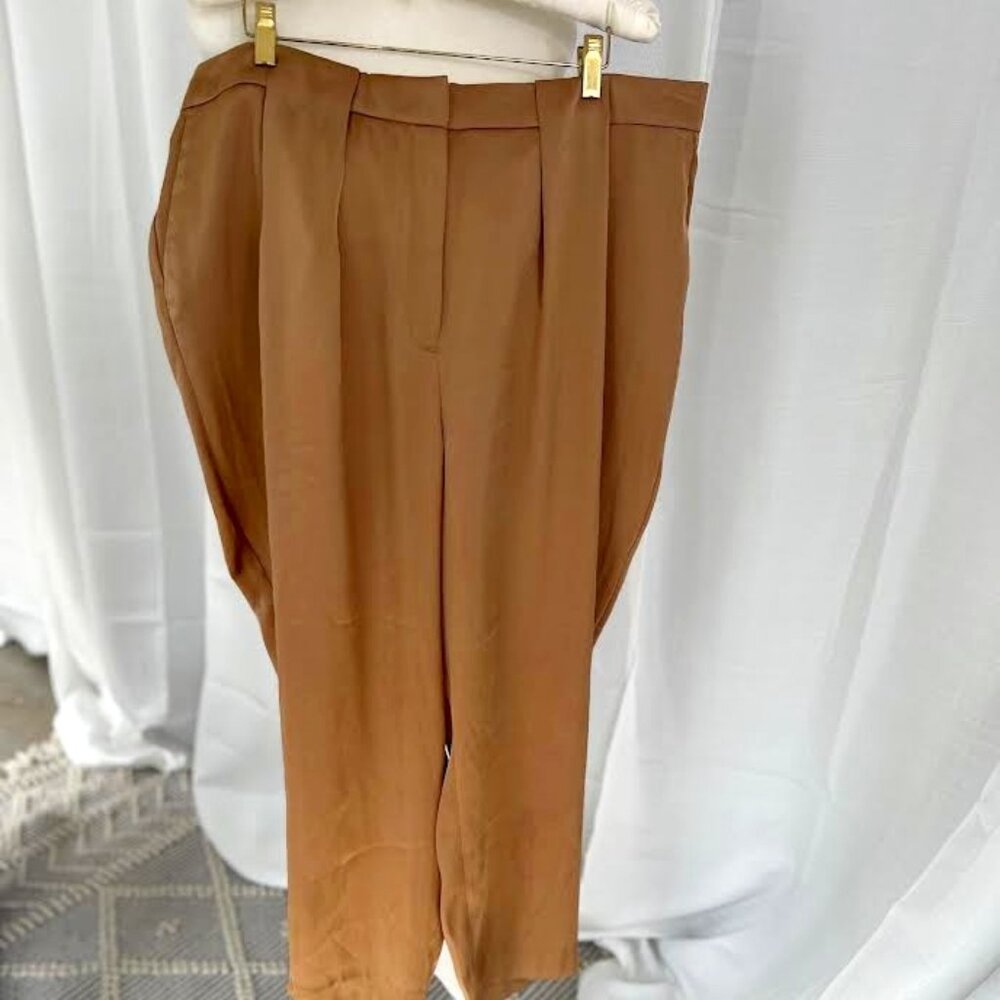 Express High Waist Cropped Satin Pants in Gold - Size XL